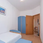 Quiet Family 30m From Maiv Zatoglav Rogoznica (Sibenik-Knin)