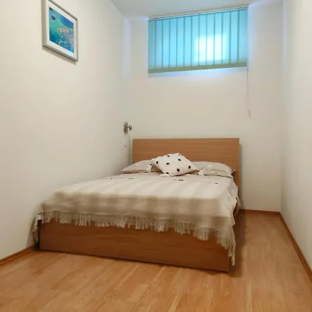 Apartment Maiv *