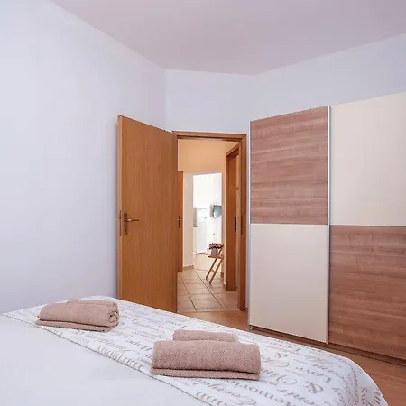 Quiet Family 30m From Maiv Zatoglav Daire Rogoznica (Sibenik-Knin)