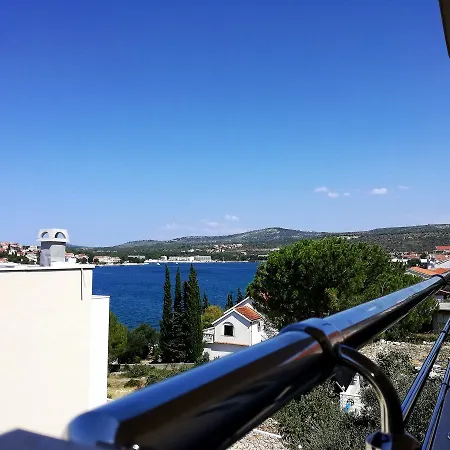 Maiv Residence Family & Seaside Suites Carefree 30M Beach Free Parking Apartmán Rogoznica (Sibenik-Knin)