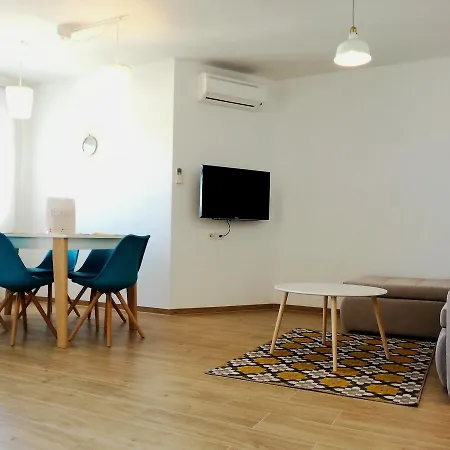 Maiv Residence Family & Seaside Suites Carefree 30M Beach Free Parking