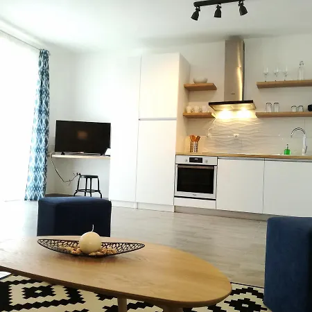 Maiv Residence Family & Seaside Suites Carefree 30M Beach Free Parking * Rogoznica (Sibenik-Knin)