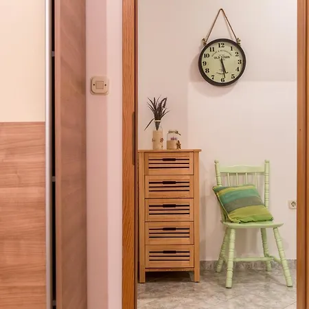 Maiv Apartment *