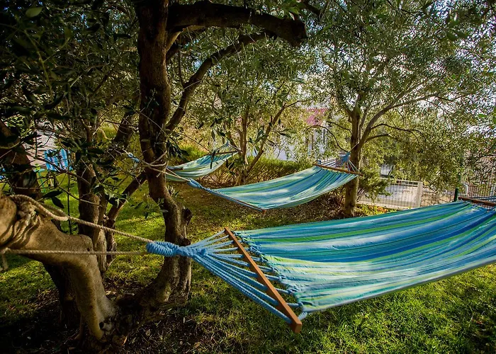 Quiet Family 30m From Maiv Zatoglav * Rogoznica (Sibenik-Knin)