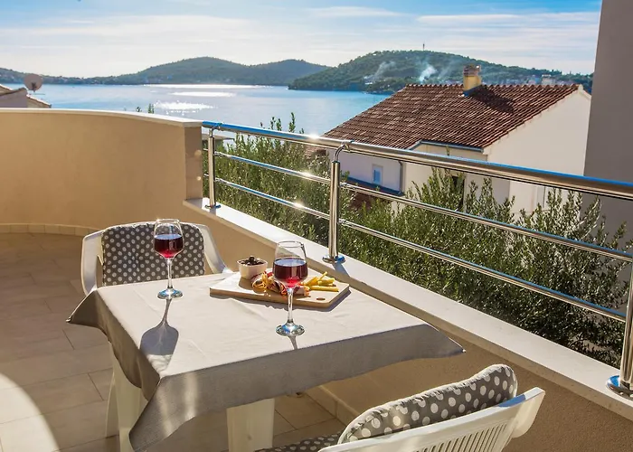 Quiet Family 30m From Maiv Zatoglav Apartment *