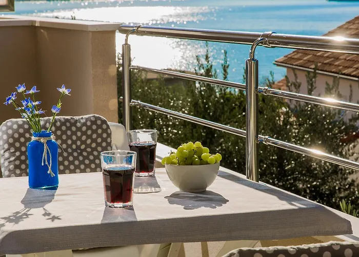 Apartment Quiet Family 30m From Maiv Zatoglav