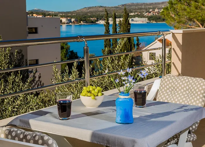 Maiv Residence Family & Seaside Suites Carefree 30M Beach Free Parking * Rogoznica (Sibenik-Knin)