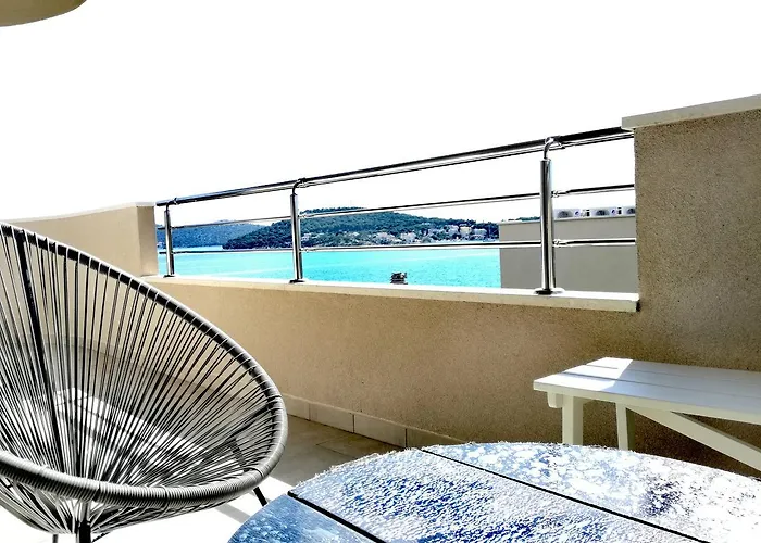 Maiv Residence Family & Seaside Suites Carefree 30M Beach Free Parking * Rogoznica (Sibenik-Knin)